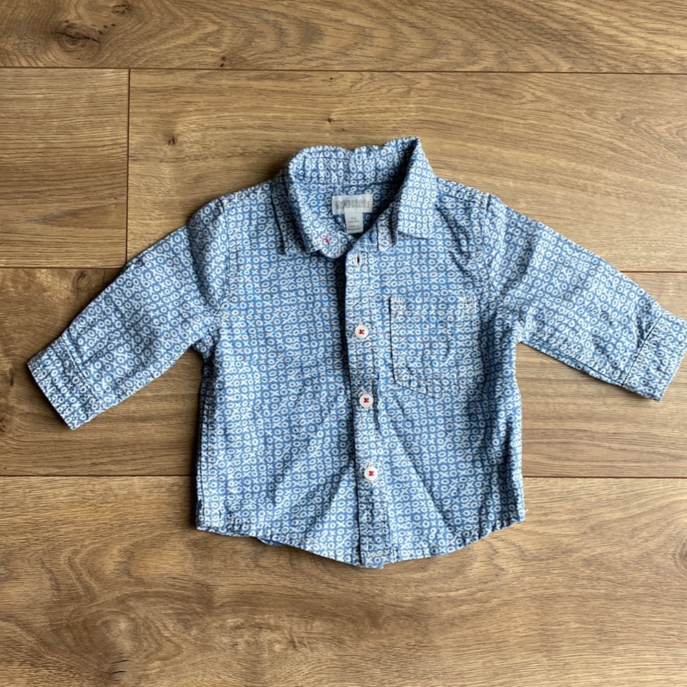 Boy’s Gymboree baby button up shirt- size 0-3